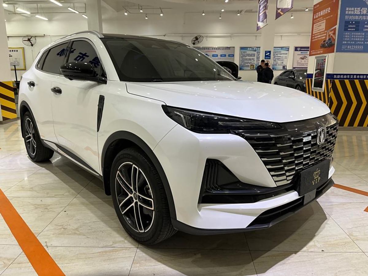 長(zhǎng)安 CS55 PLUS  2022款 第二代 1.5T DCT領(lǐng)航型圖片