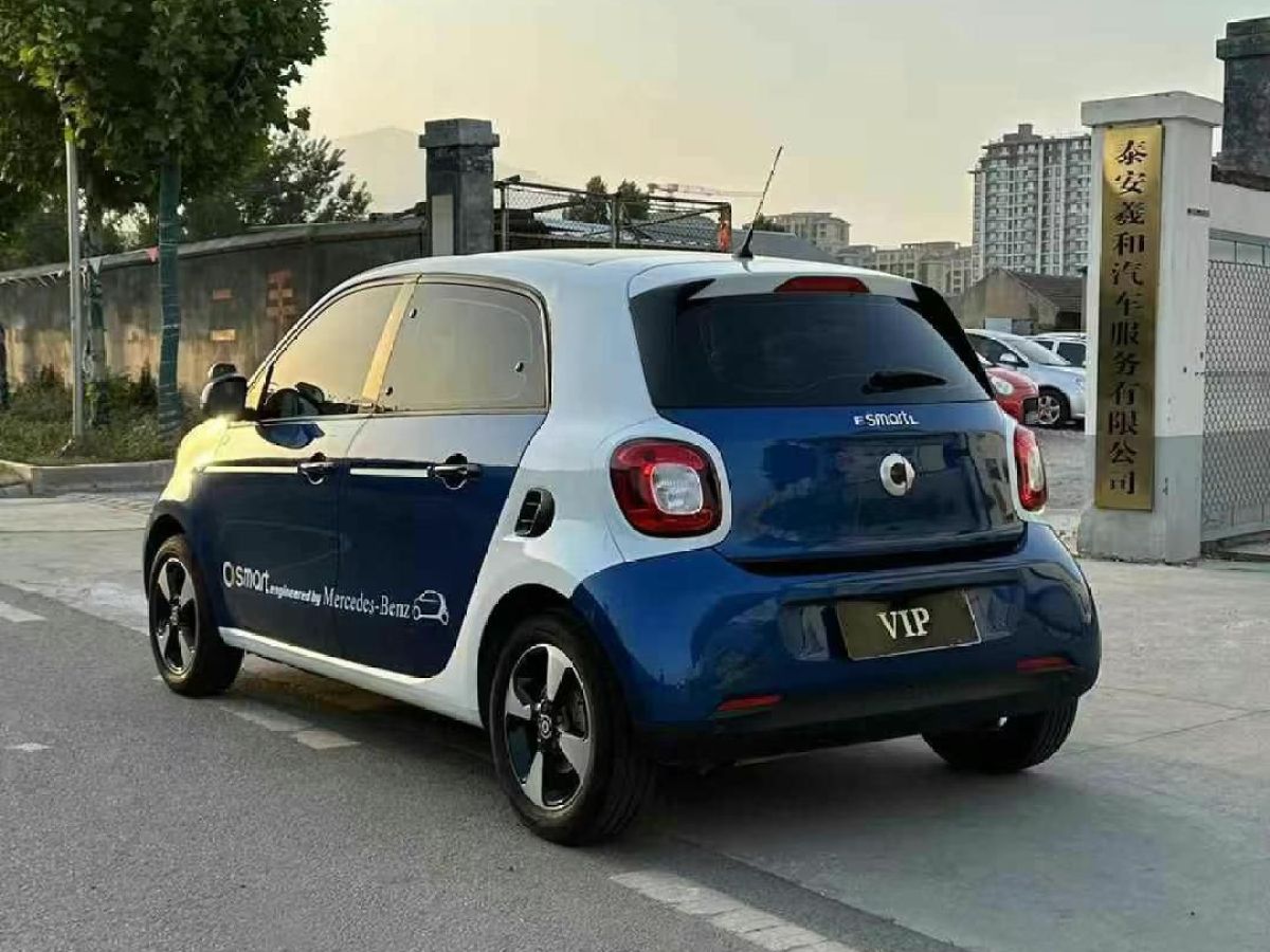 smart forfour 圖片