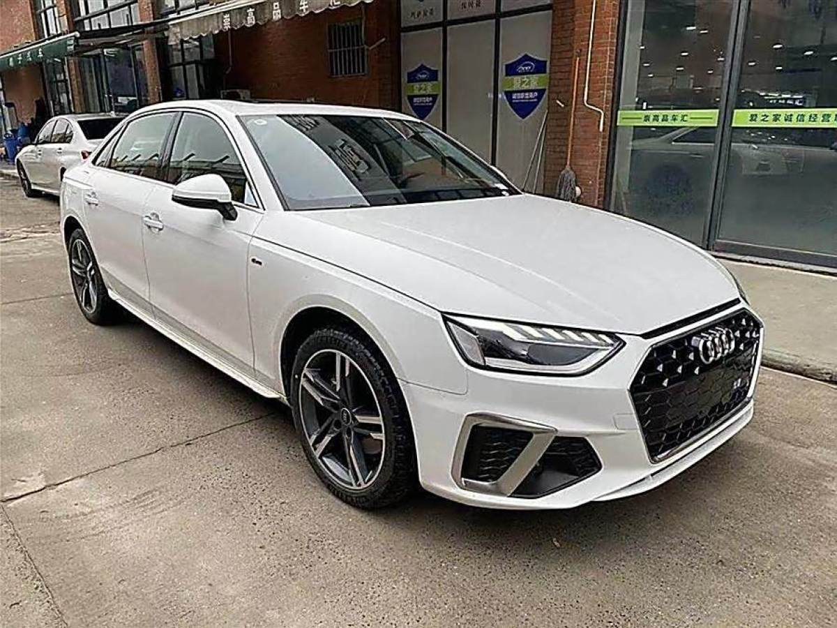 奧迪 奧迪A4L  2022款 40 TFSI 時(shí)尚動感型圖片