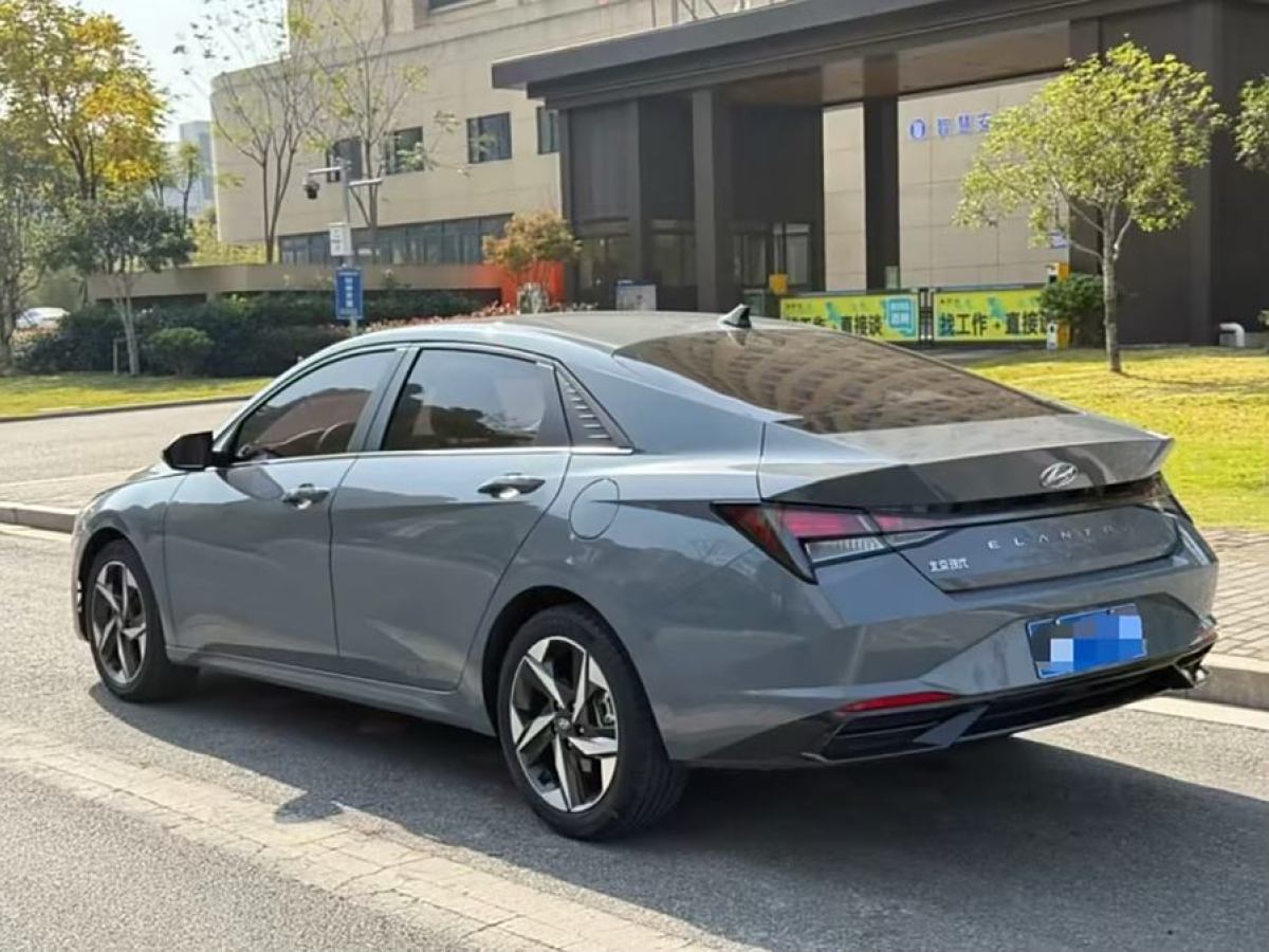 現(xiàn)代 伊蘭特  2022款 1.5L CVT GLS領(lǐng)先版圖片