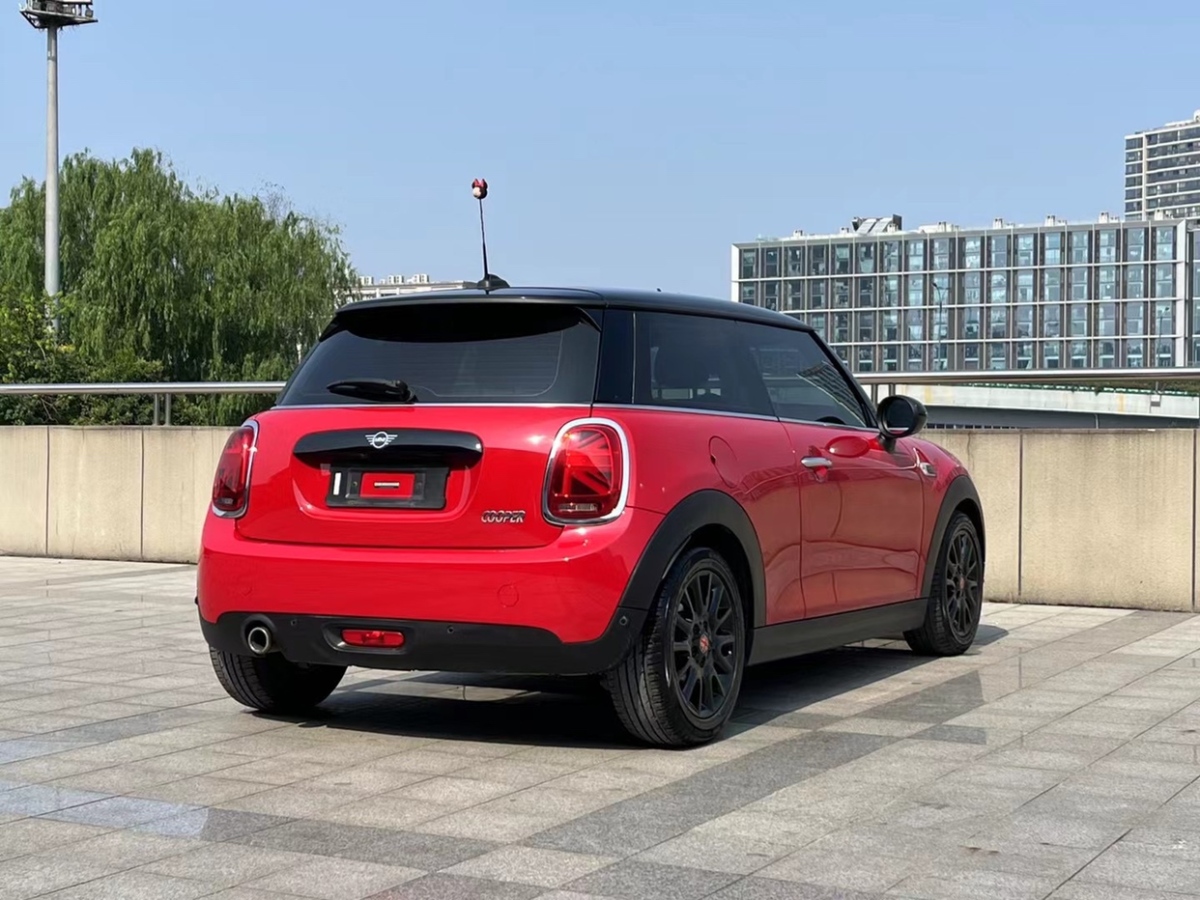 MINI MINI  2019款 1.5T COOPER 經(jīng)典派圖片