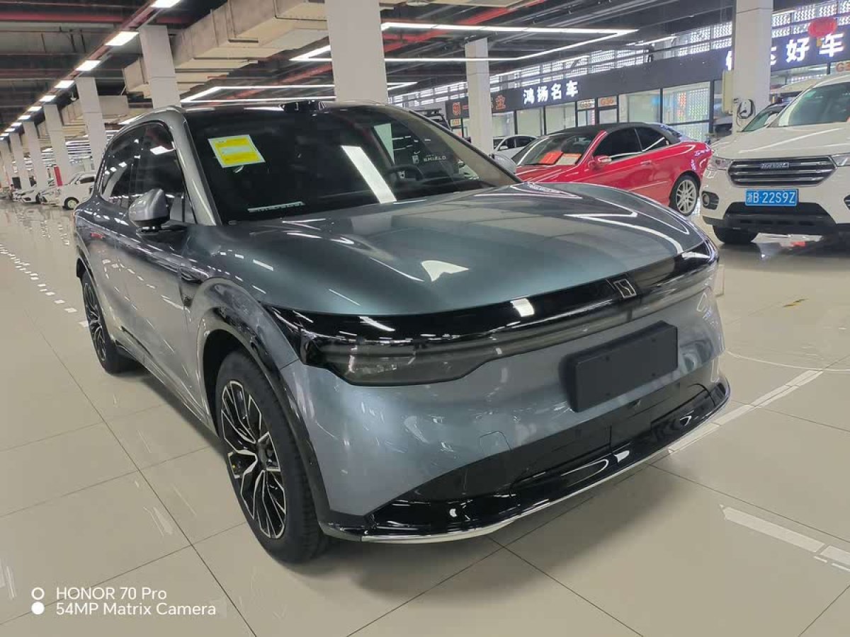 極氪 極氪7X  2025款 100kWh 長(zhǎng)續(xù)航后驅(qū)智駕版圖片