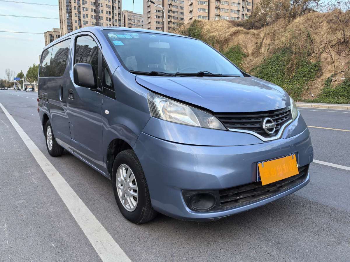 日產(chǎn) NV200  2011款 1.6L 232座 尊雅型圖片