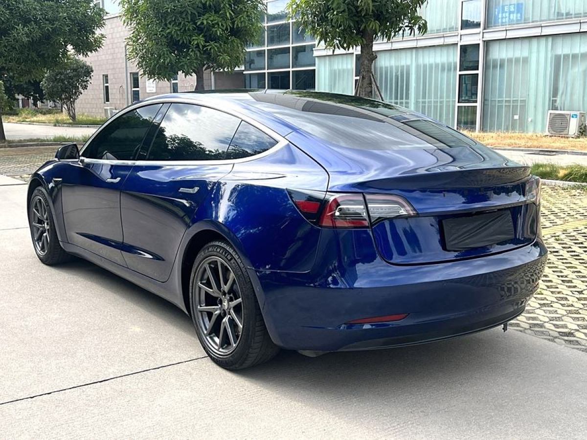 2020年8月特斯拉 Model Y  2020款 改款 標(biāo)準(zhǔn)續(xù)航后驅(qū)升級(jí)版