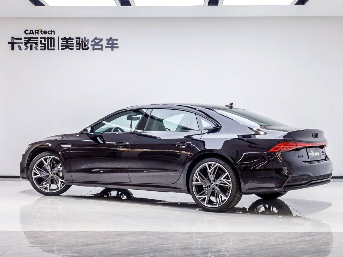 奧迪 奧迪A7L 2024款 45 TFSI quattro S-line 黑武士版圖片