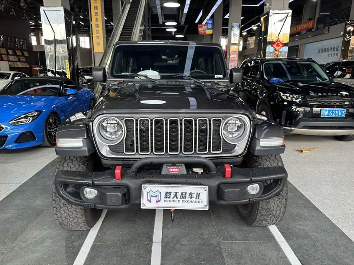 Jeep 牧馬人  2024款 2.0T 羅賓漢四門版圖片