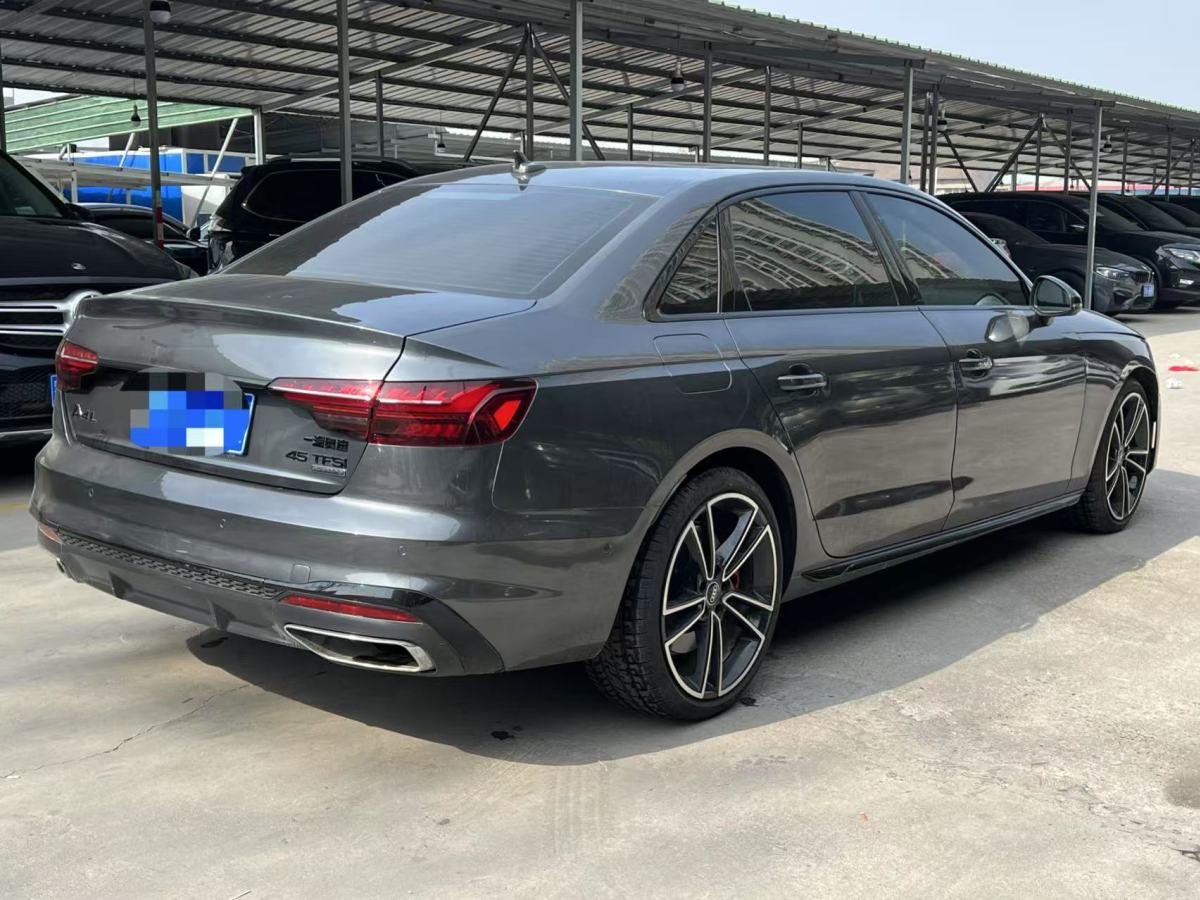 奧迪 奧迪A4L  2024款 45 TFSI quattro 臻選動感型圖片