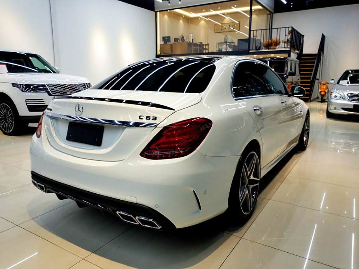 奔馳 奔馳C級(jí)AMG  2015款 AMG C 63圖片