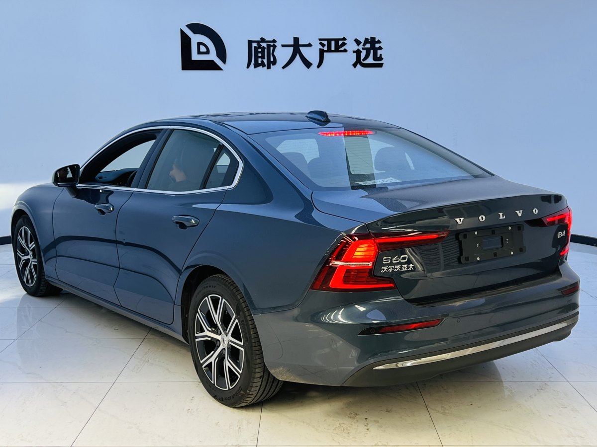 2023年12月沃爾沃 S60L  2024款 B4 智逸豪華版