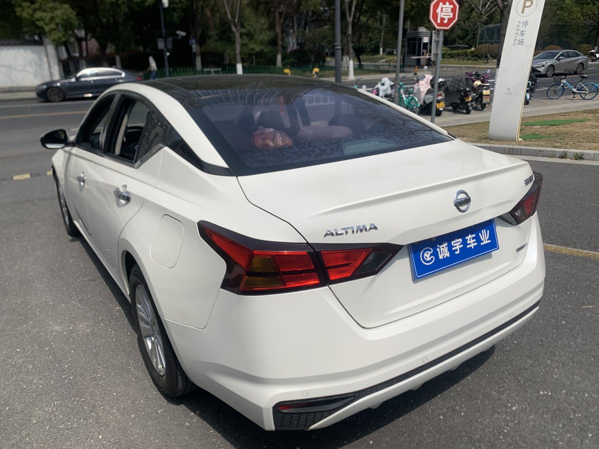 日產(chǎn) 天籟  2020款 改款 2.0L XL 舒適版圖片