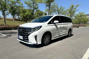 M8 廣汽傳祺 領(lǐng)秀系列 390T 尊貴版