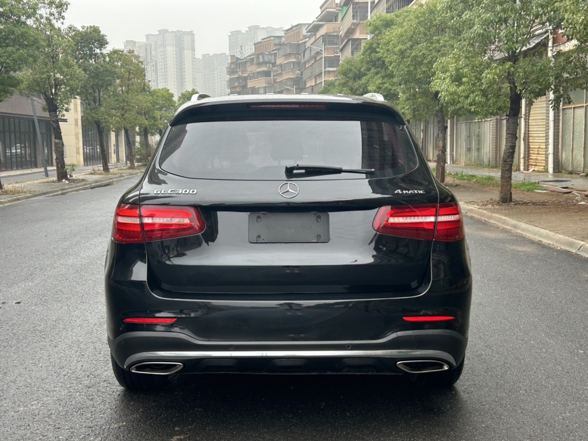 2017年9月奔馳 奔馳GLC  2017款 GLC 300 4MATIC 動感型