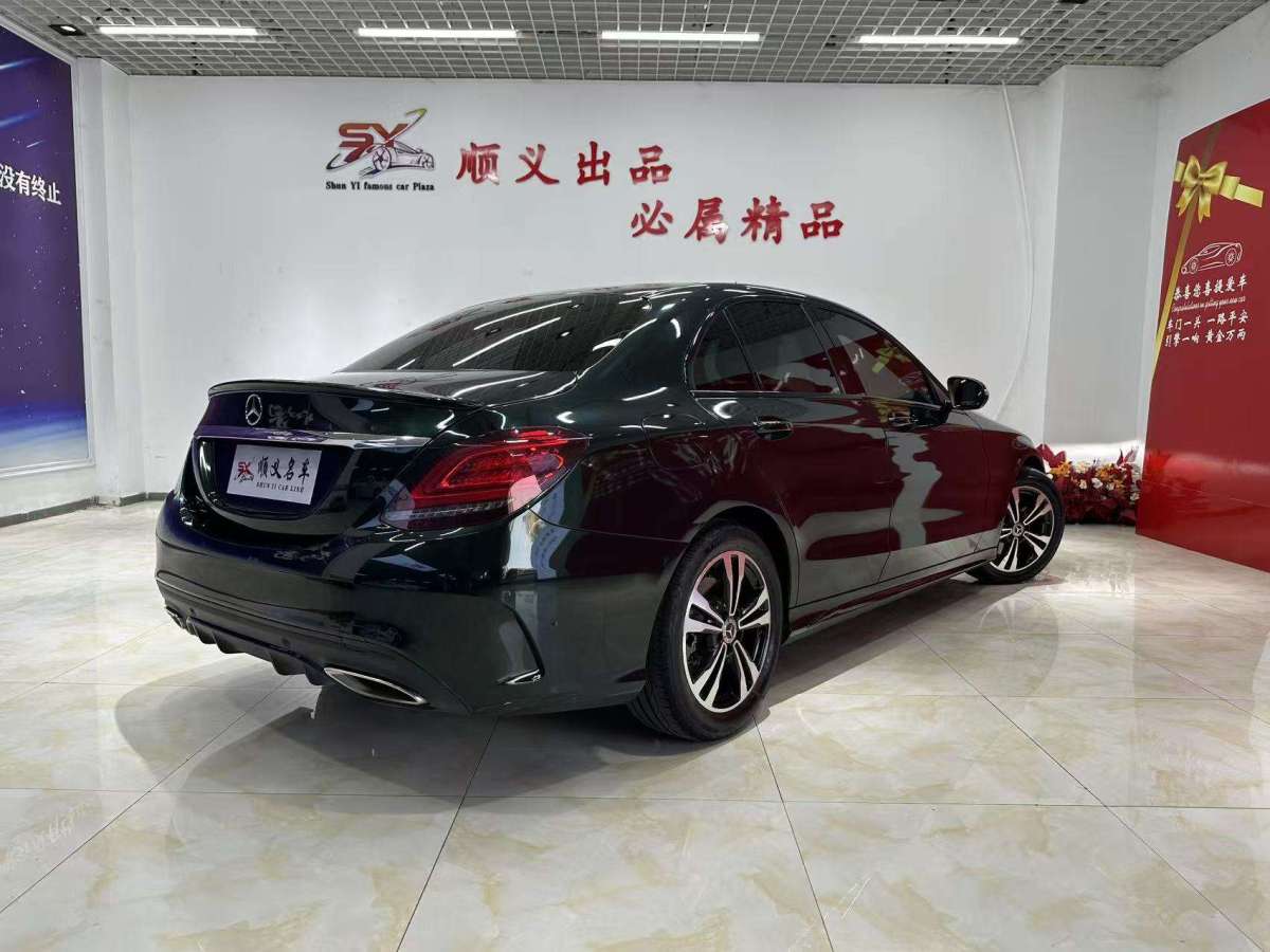 奔馳 奔馳C級  2020款 C 260 運(yùn)動版圖片