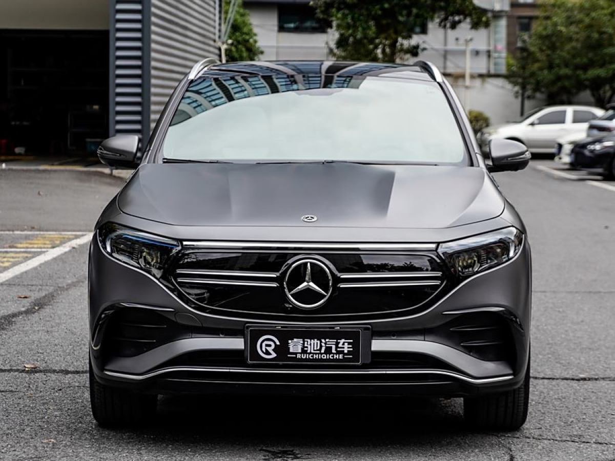 奔馳 奔馳EQA  2022款 EQA 300 4MATIC 首發(fā)特別版圖片