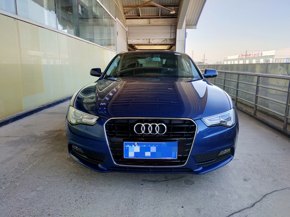 2015年4月奧迪 奧迪A5  2014款 Coupe 45 TFSI