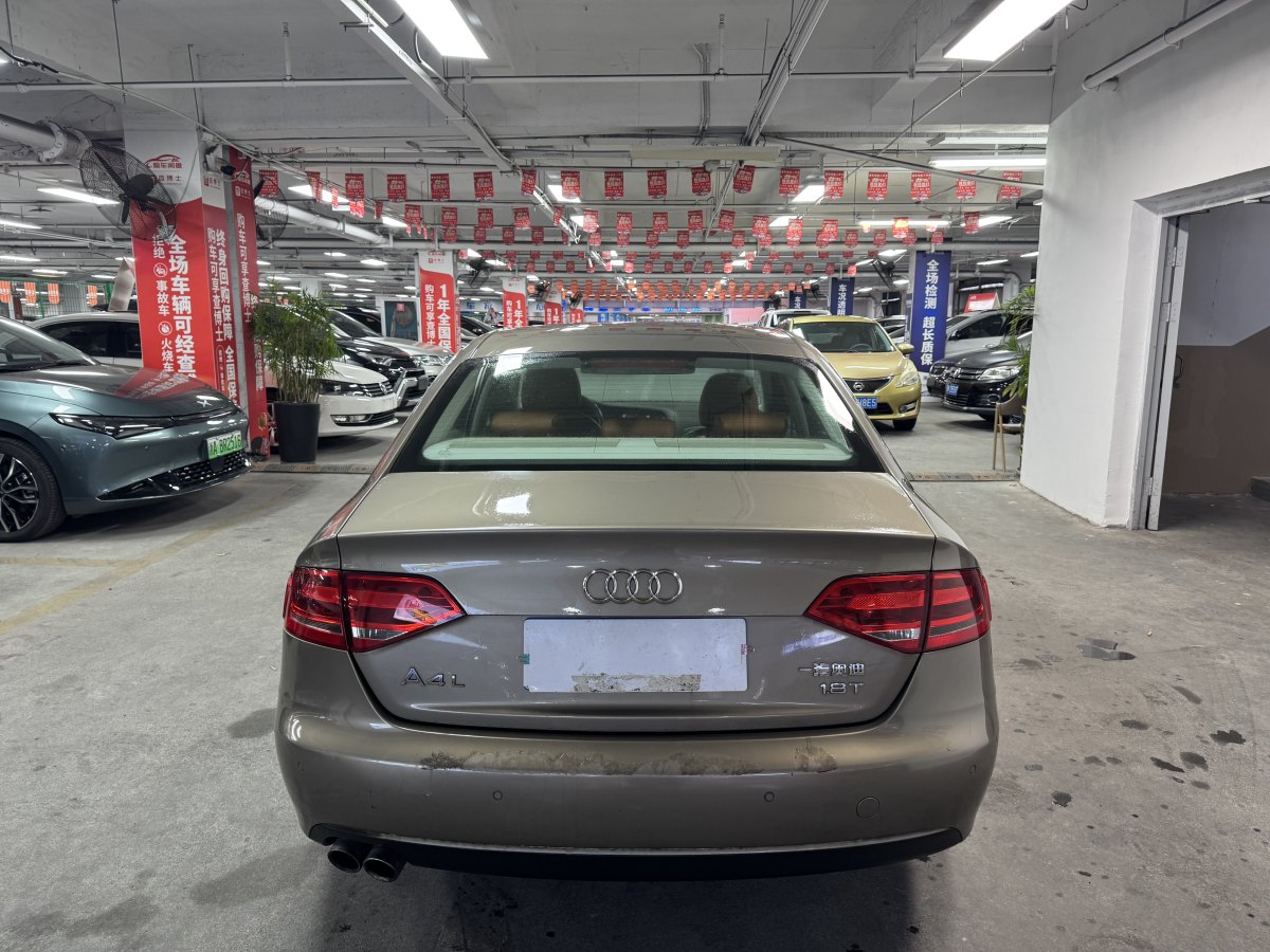 奧迪 奧迪A4L  2011款 2.0 TFSI 標準型圖片