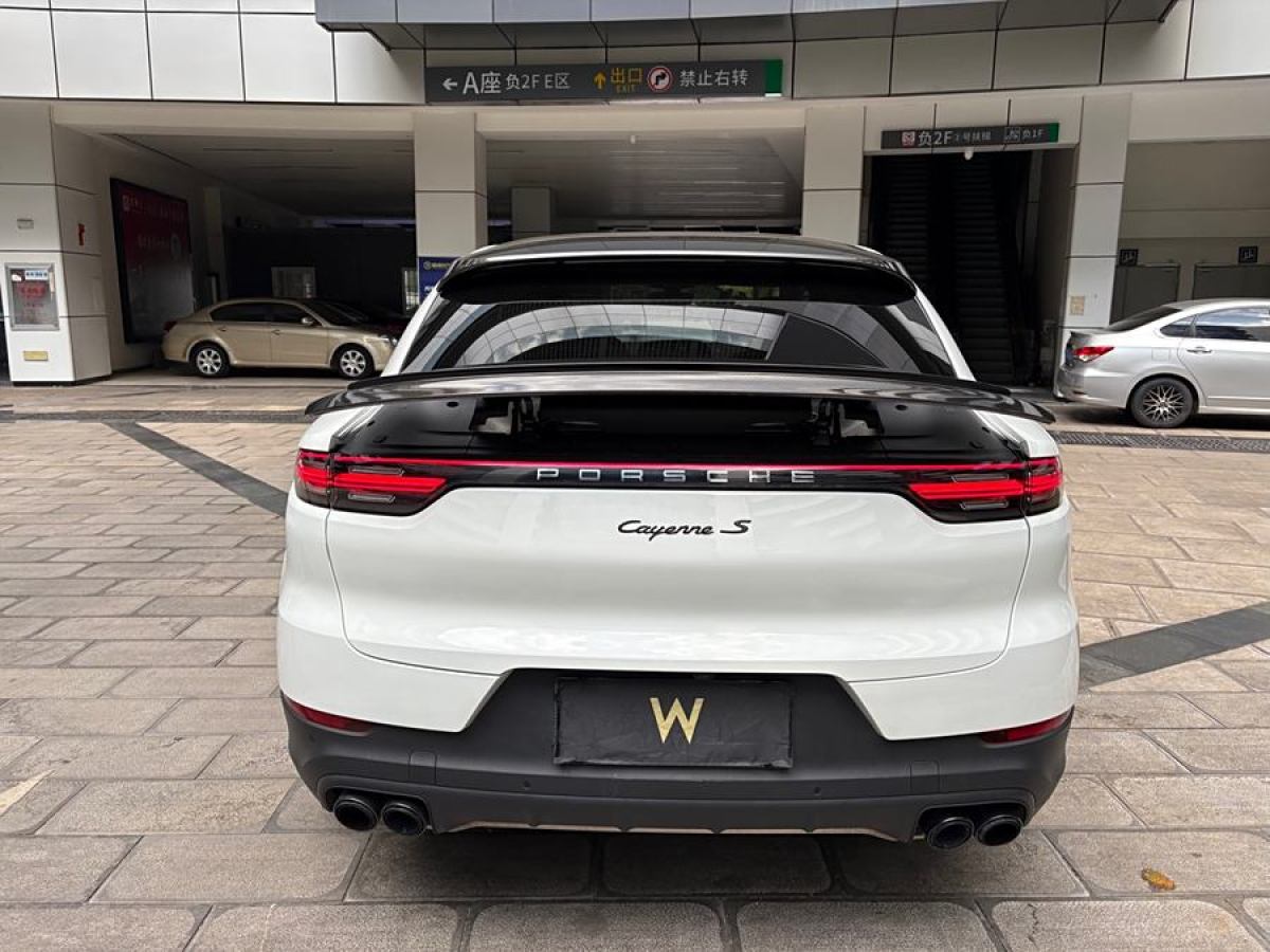 保時(shí)捷 Cayenne  2019款 Cayenne Coupé 3.0T圖片