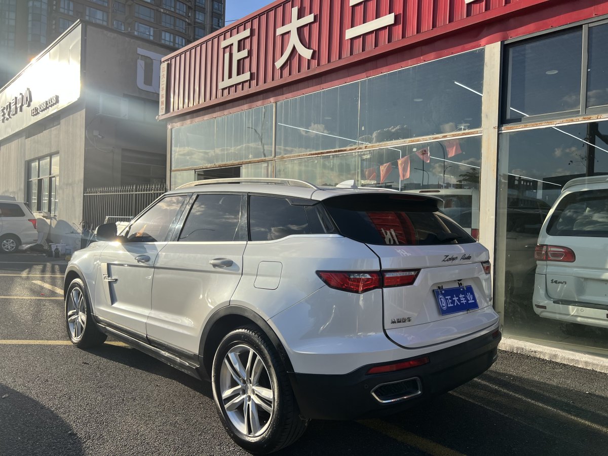 众泰 T700  2017款 1.8T 双离合豪华型图片