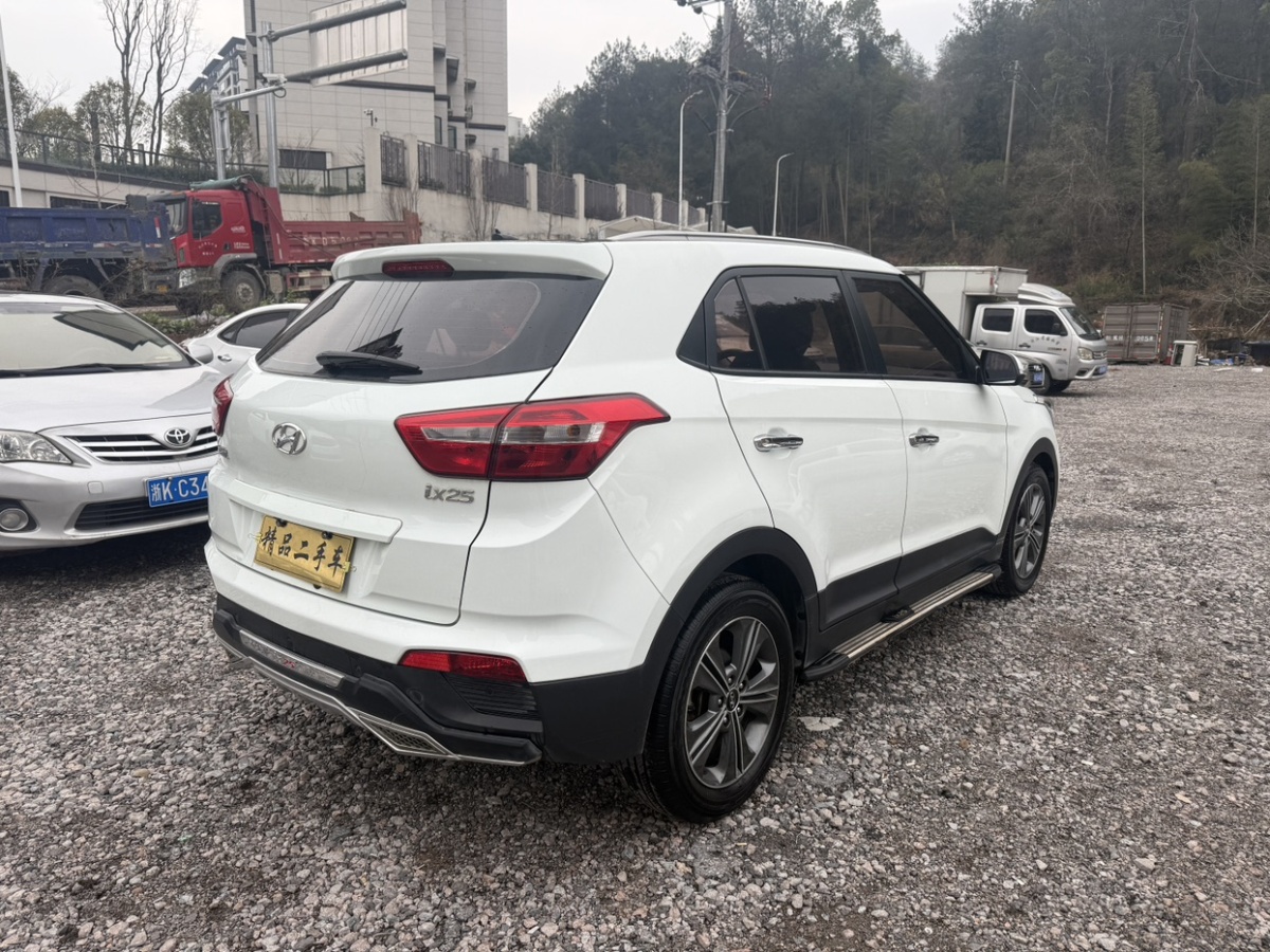 現(xiàn)代 ix25  2015款 1.6L 自動兩驅智能型GLS圖片