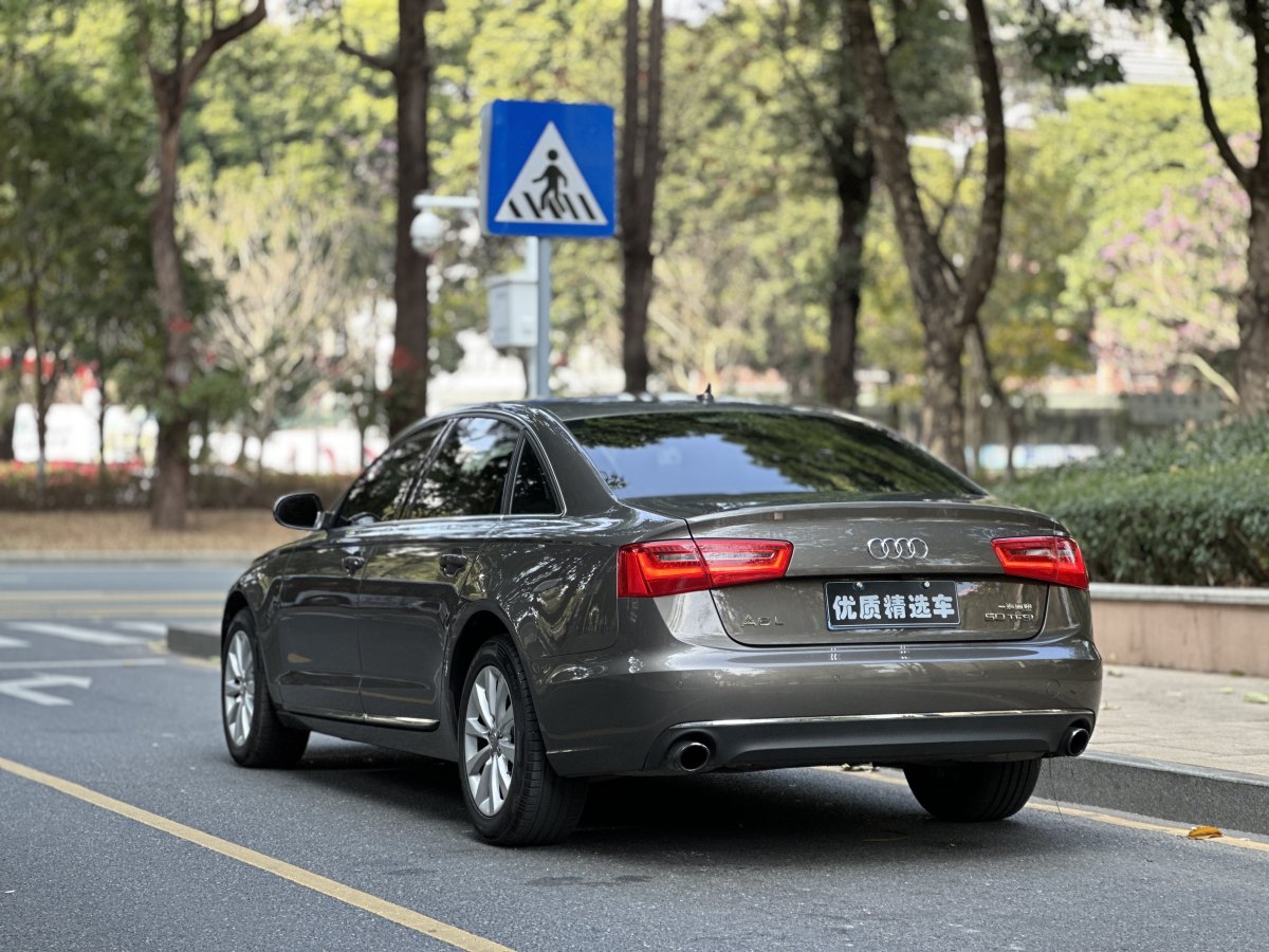 奧迪 奧迪A6L  2014款 TFSI 標(biāo)準(zhǔn)型圖片