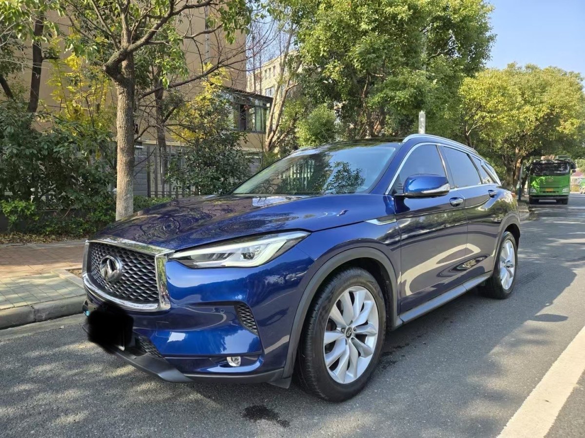 英菲尼迪 QX50  2018款 2.0T 四驅(qū)菁英版圖片