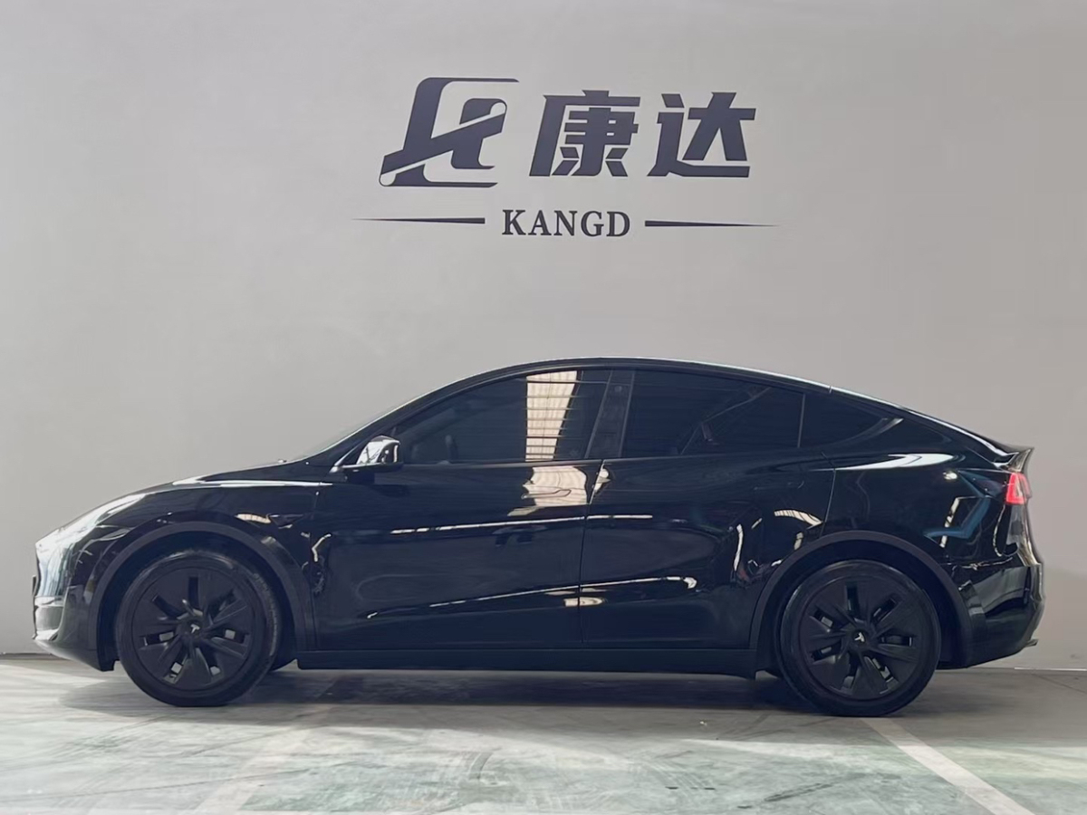 2021年10月特斯拉 Model 3  2021款 改款 標(biāo)準(zhǔn)續(xù)航后驅(qū)升級(jí)版