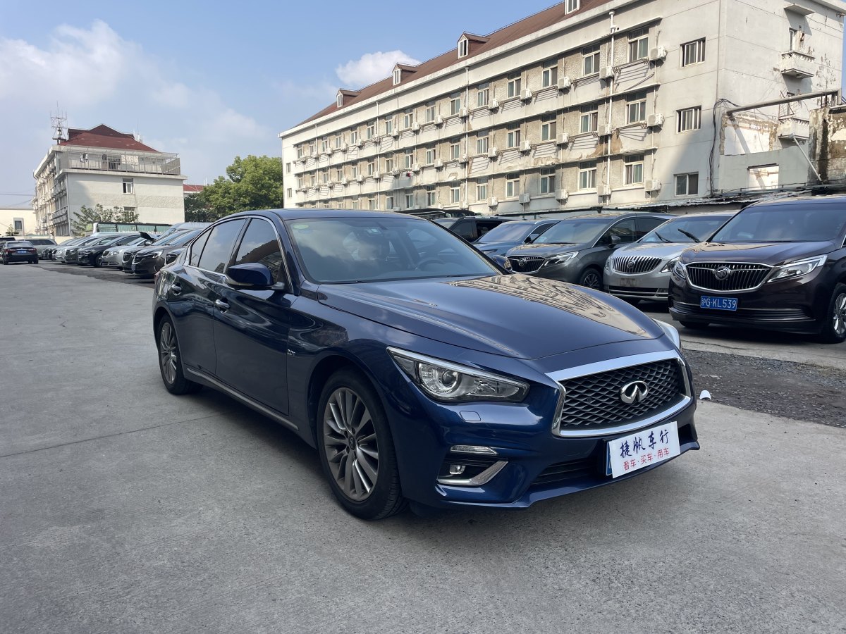 英菲尼迪 Q50L  2018款 2.0T 進(jìn)享版 國(guó)VI圖片