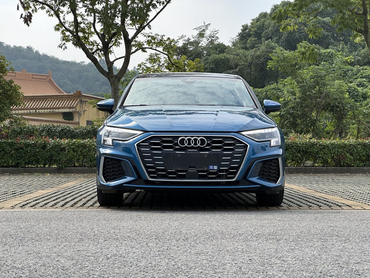 2022年8月奧迪 奧迪A3  2021款 Sportback 35 TFSI 時(shí)尚運(yùn)動(dòng)型