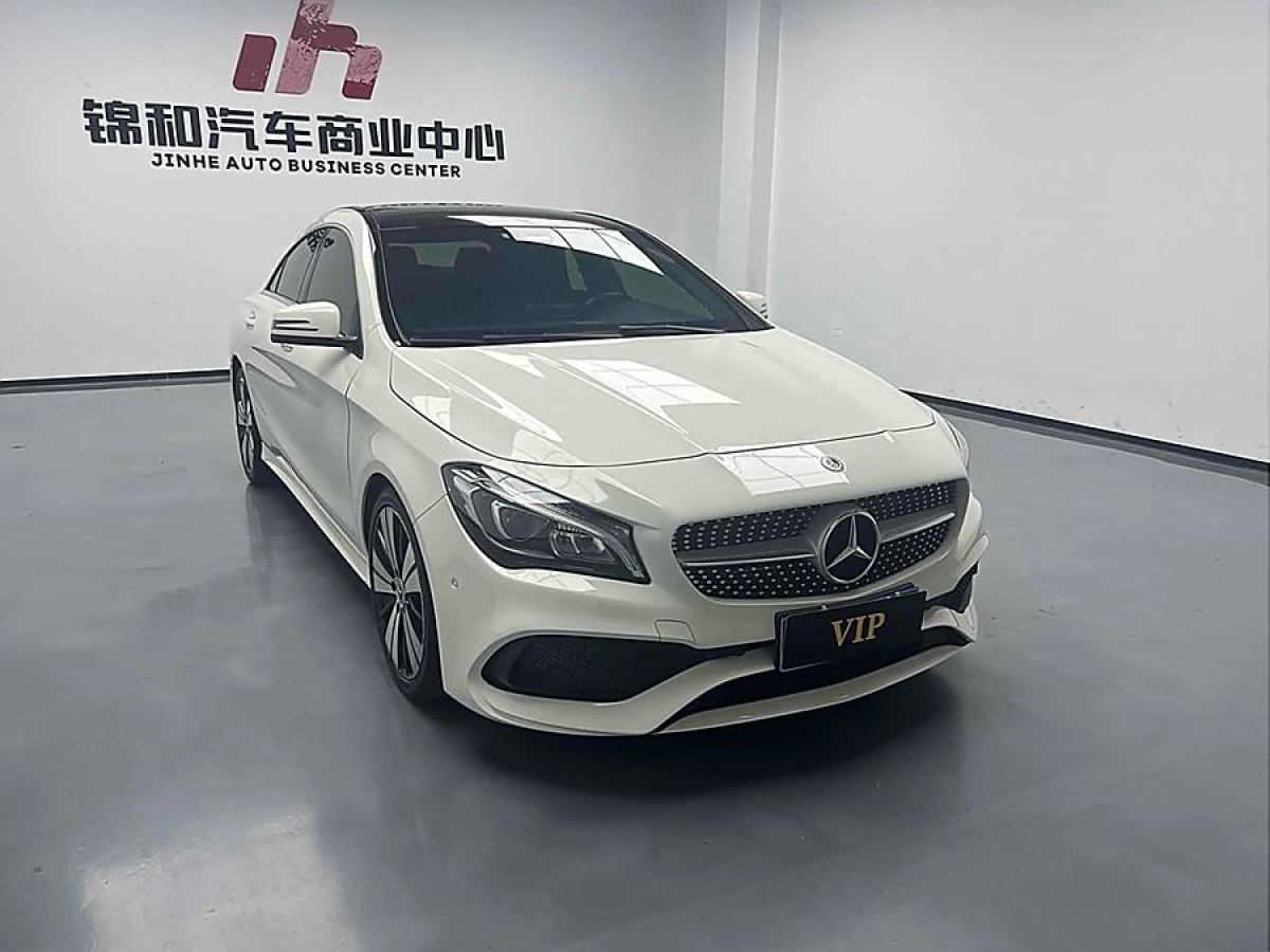 奔馳 奔馳CLA級  2018款 CLA 200 時尚型圖片