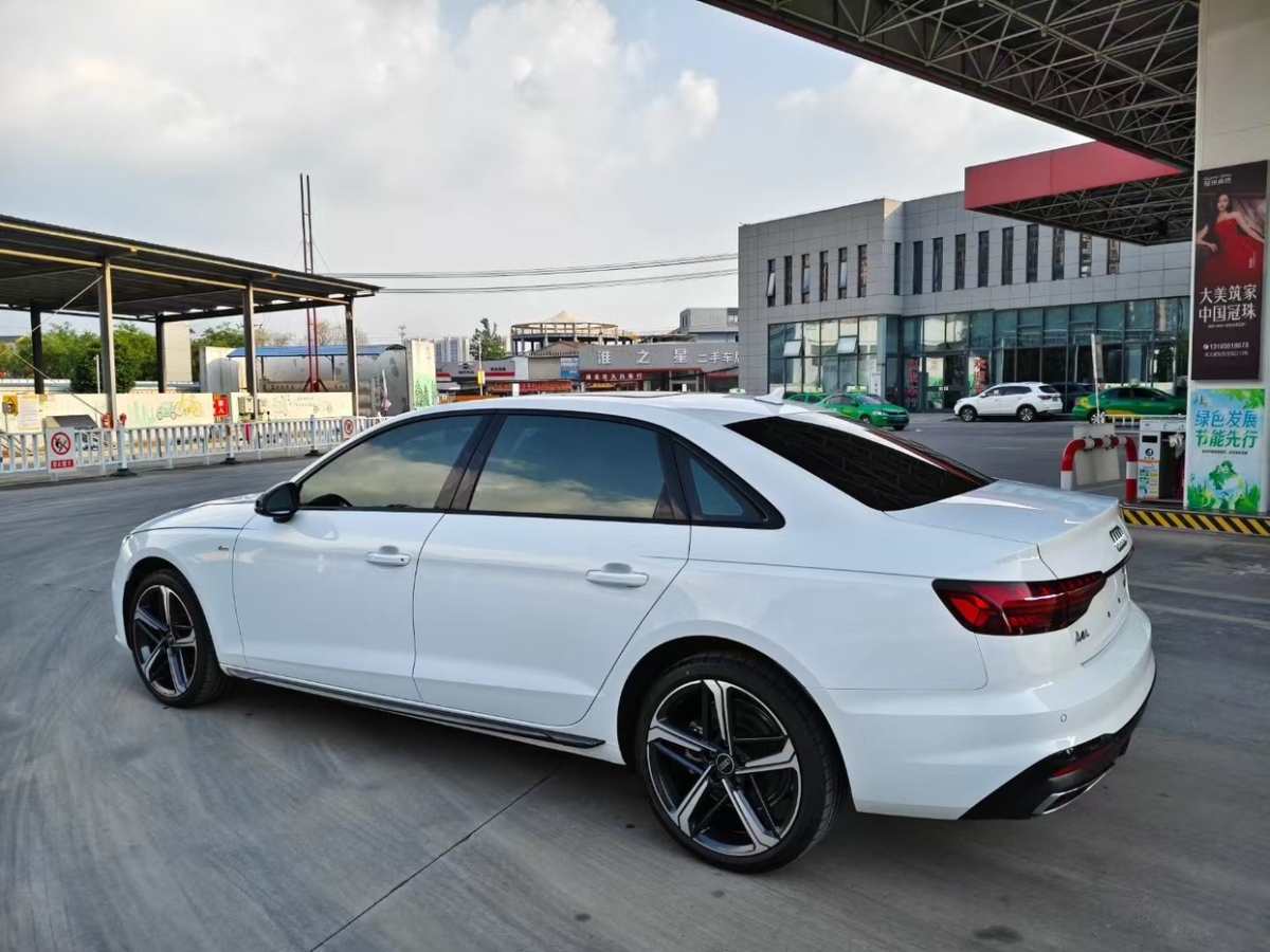 奧迪 奧迪A4L  2023款 40 TFSI 時尚動感型圖片