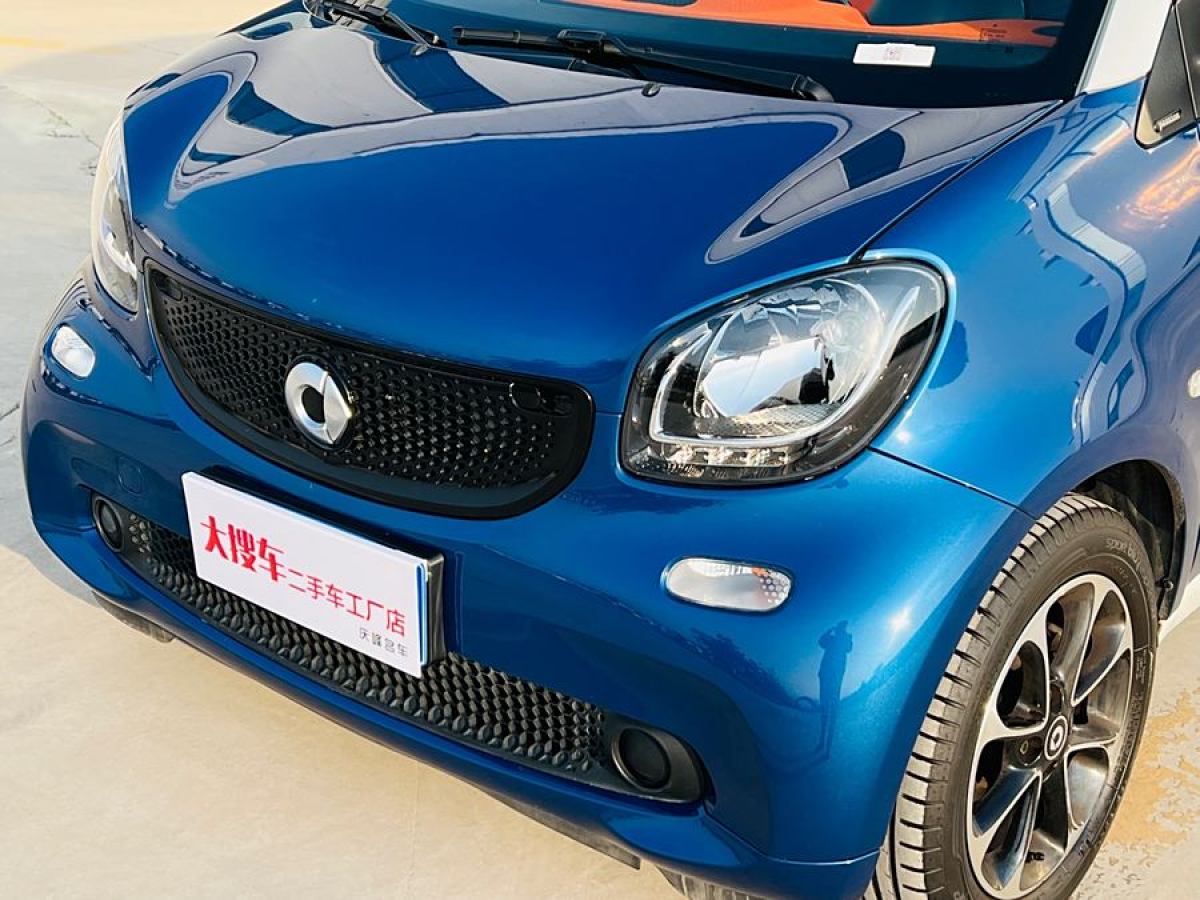 smart fortwo  2015款 1.0L 52千瓦硬頂激情版圖片