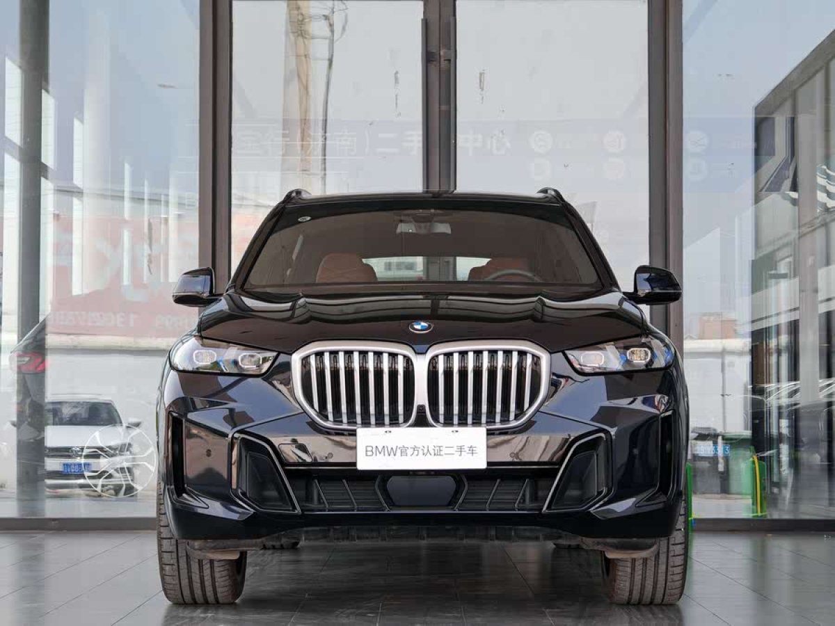 寶馬 寶馬X5  2023款 xDrive 40Li 尊享型M運動曜夜套裝圖片