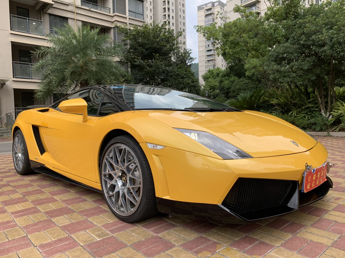 蘭博基尼 Gallardo  2012款 LP 560-4 Gold Edition圖片