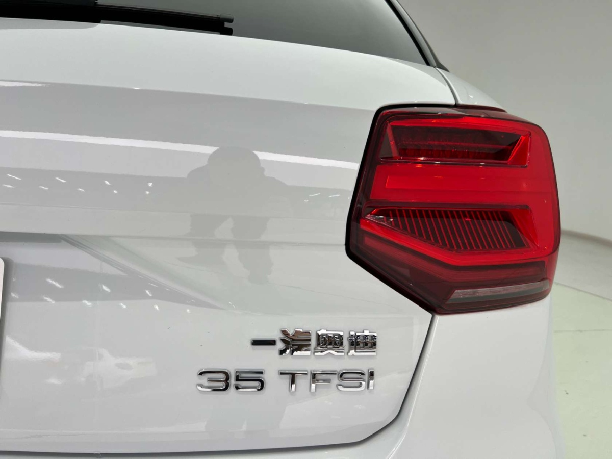 奧迪 奧迪Q2L  2020款 35TFSI 進取動感型圖片