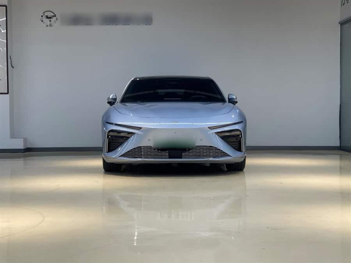 哪吒 哪吒S  2022款 增程版 1160km 后驅(qū)中版圖片