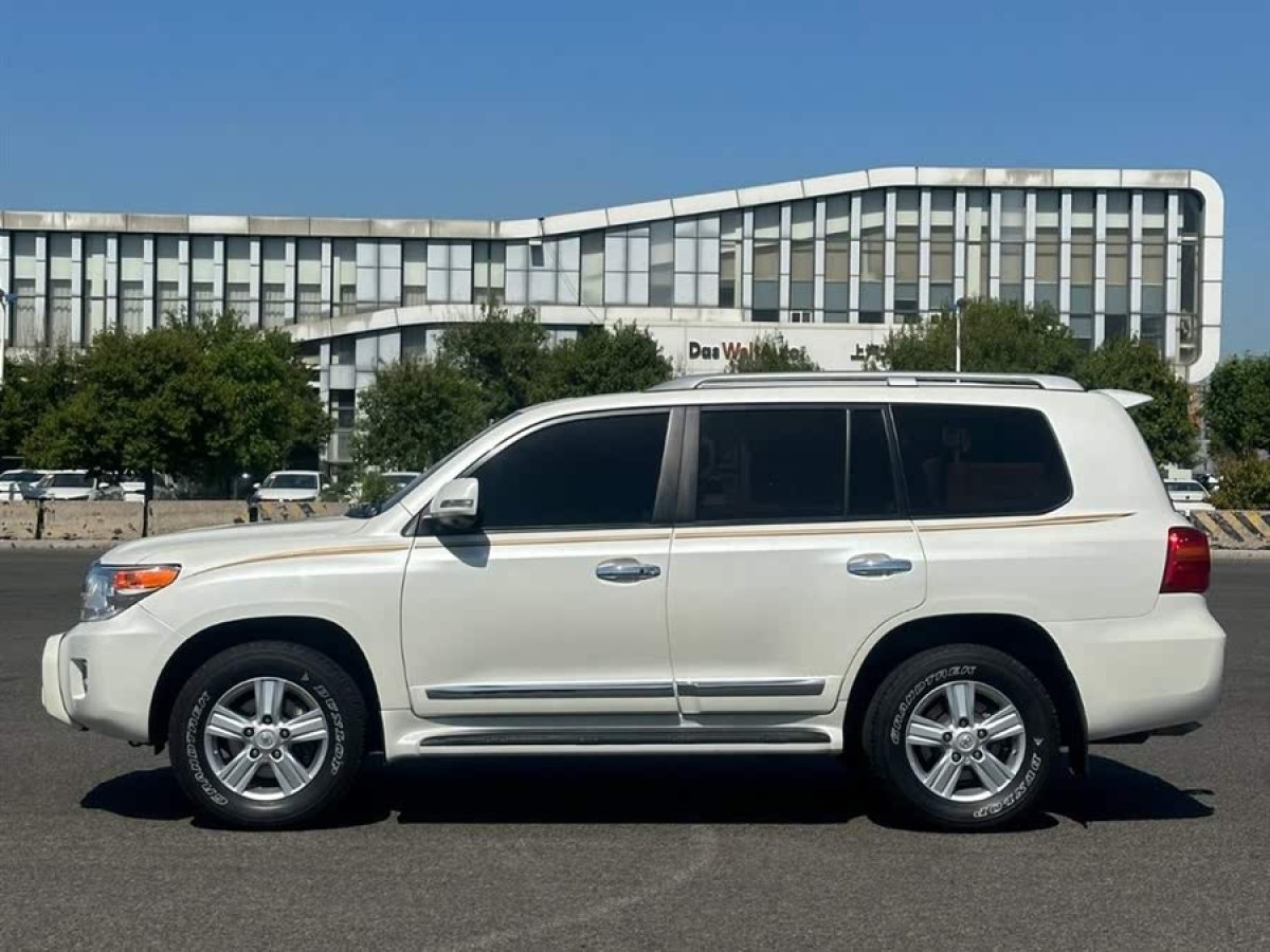 豐田 蘭德酷路澤  2015款 4.6L V8 中東限量版圖片