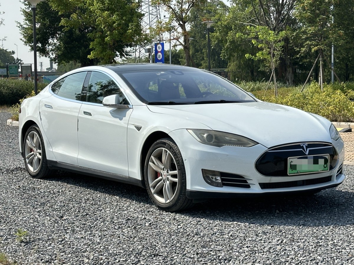 2015年5月特斯拉 Model S  2014款 Model S P85