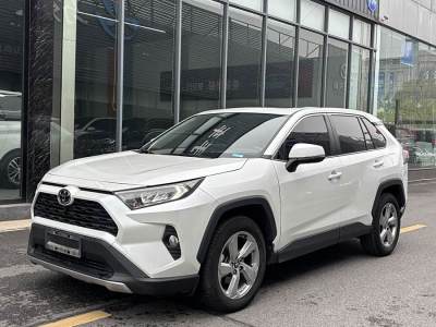 2022年3月 豐田 RAV4榮放 2.0L CVT四驅(qū)風(fēng)尚PLUS版圖片