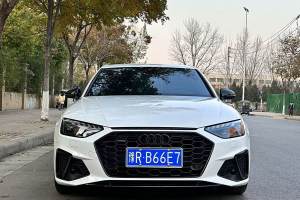 奧迪A4L 奧迪 45 TFSI quattro 臻選動感型