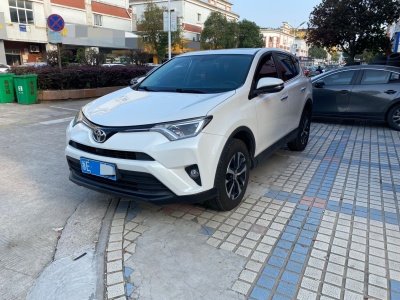 2017年3月 豐田 RAV4榮放 2.0L CVT兩驅(qū)風尚版圖片