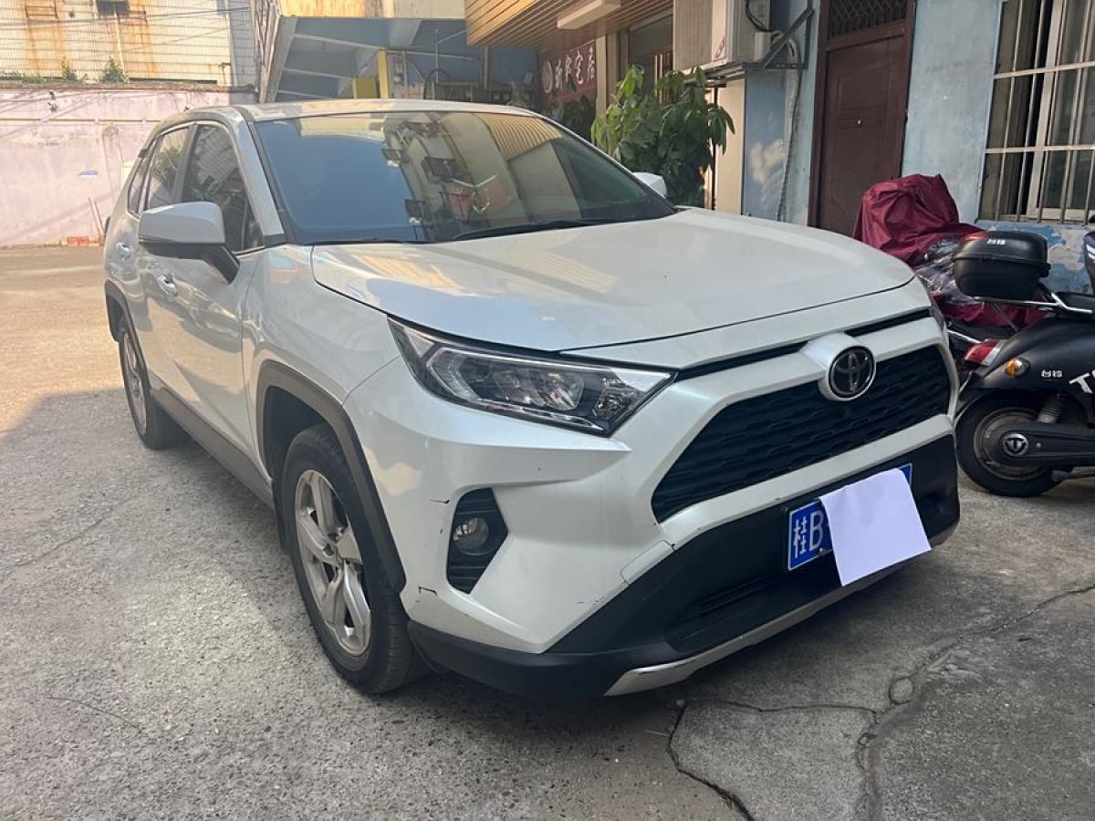 豐田 RAV4榮放  2021款 2.0L CVT兩驅(qū)風(fēng)尚PLUS版圖片