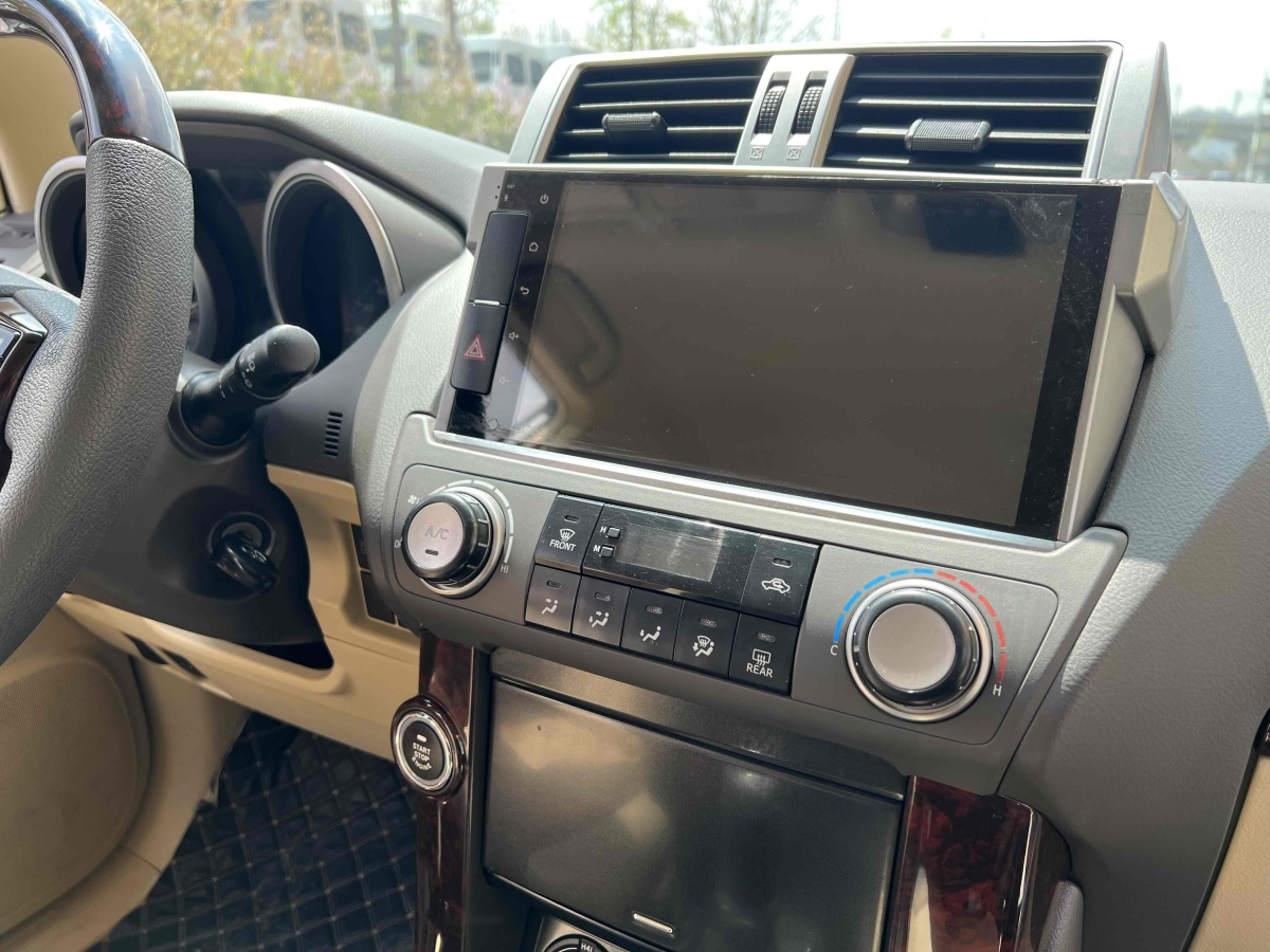 丰田 普拉多  2015款 2.7 TX 中东版图片