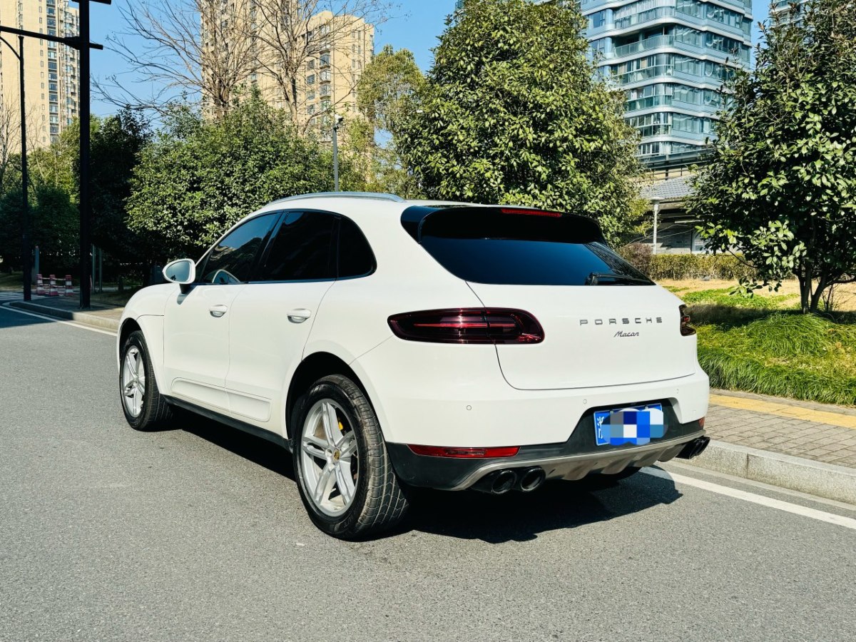 保時(shí)捷 Macan  2014款 Macan 2.0T圖片