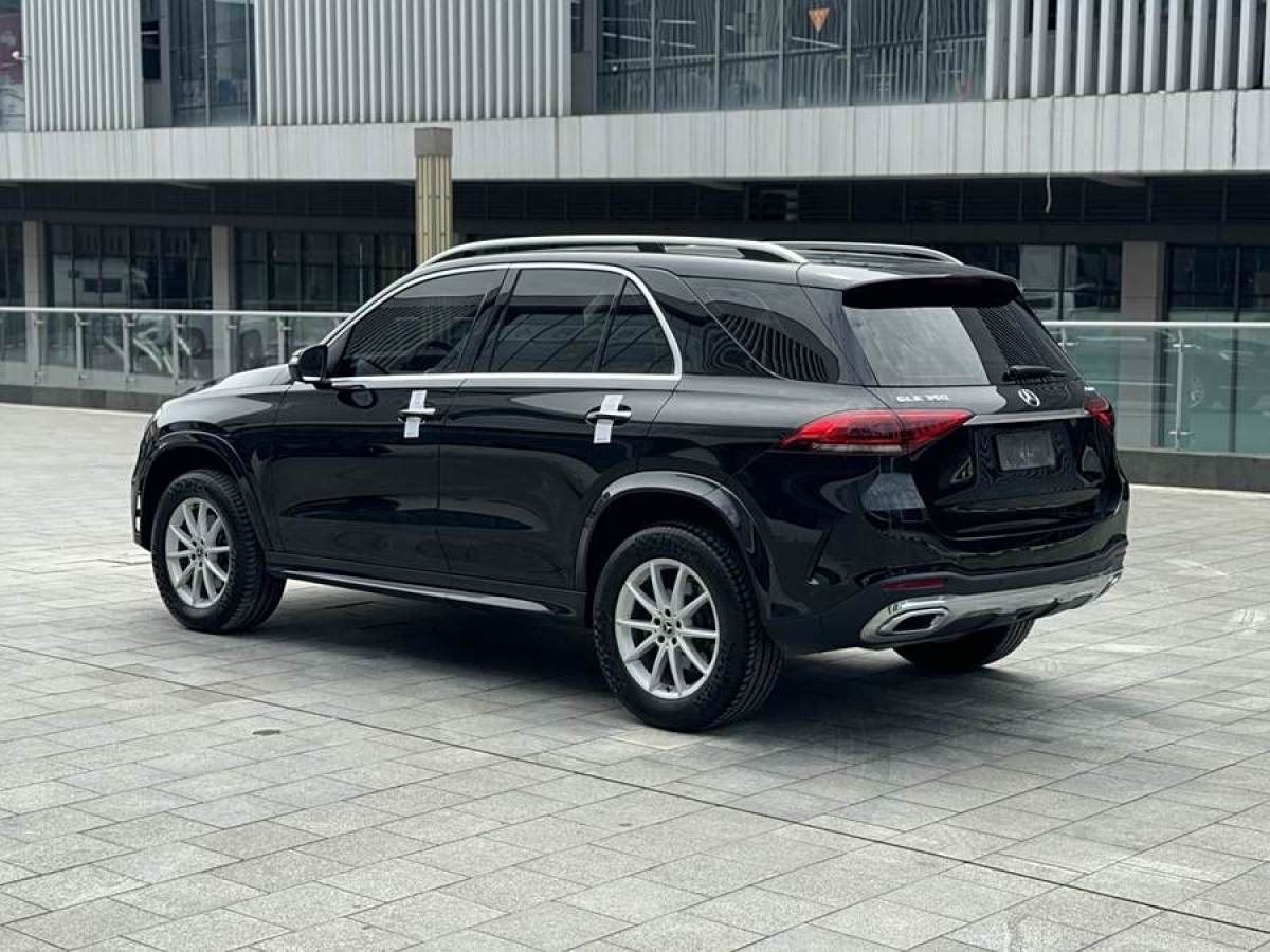 奔馳 奔馳GLE  2024款 改款 GLE 350 4MATIC 時(shí)尚型圖片