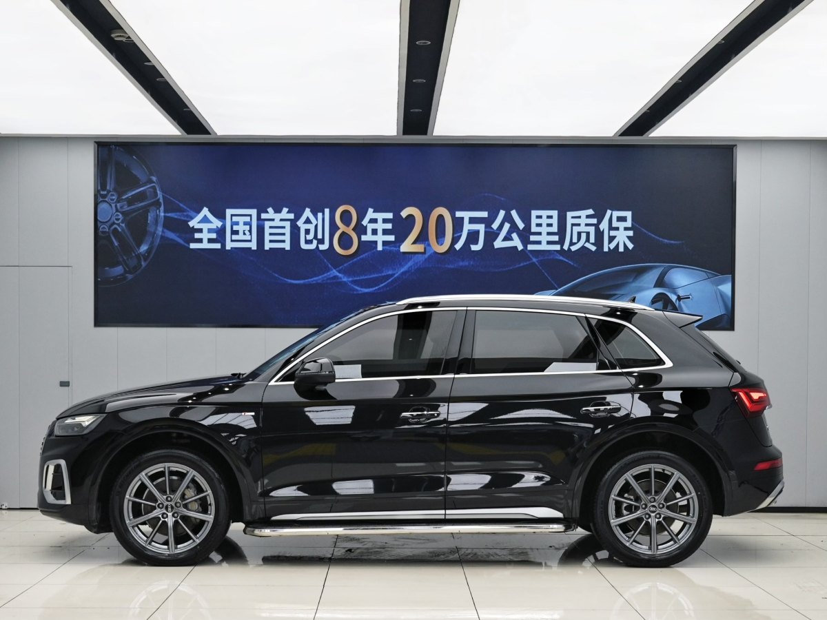 2022年1月奧迪 奧迪Q5L  2022款 40T 時(shí)尚動(dòng)感型