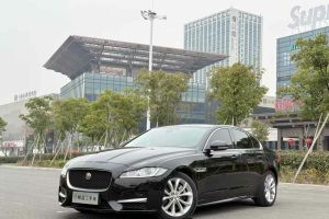 XF 捷豹 XF 2.0T 兩驅(qū)R-Sport運(yùn)動(dòng)版