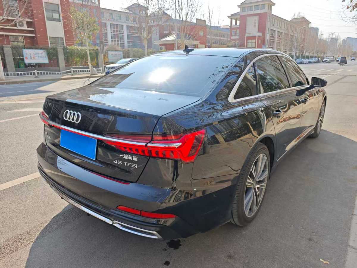 奧迪 奧迪A6L  2022款 45 TFSI 臻選動(dòng)感型圖片