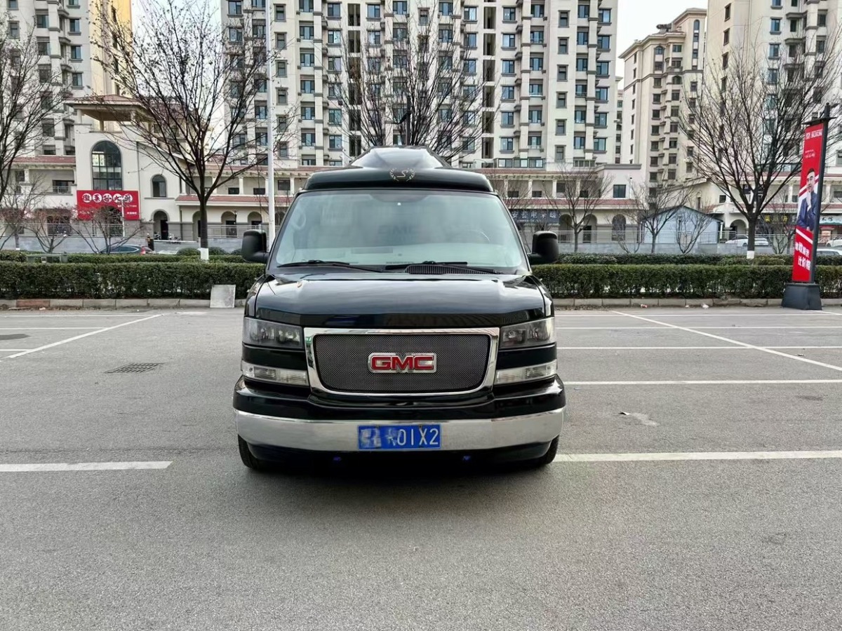 GMC SAVANA  2012款 6.0L 總裁級隱私屏版圖片