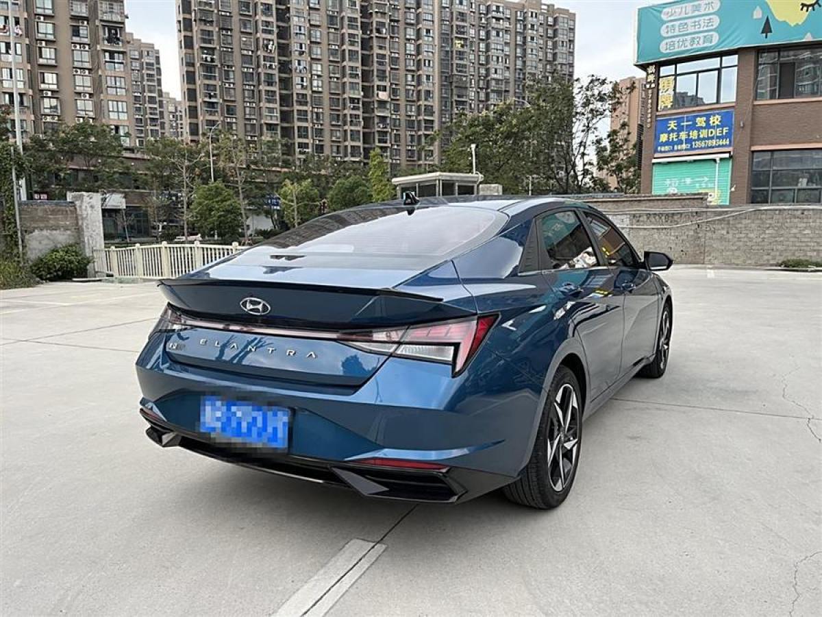 現(xiàn)代 伊蘭特  2021款 1.5L LUX尊貴版圖片