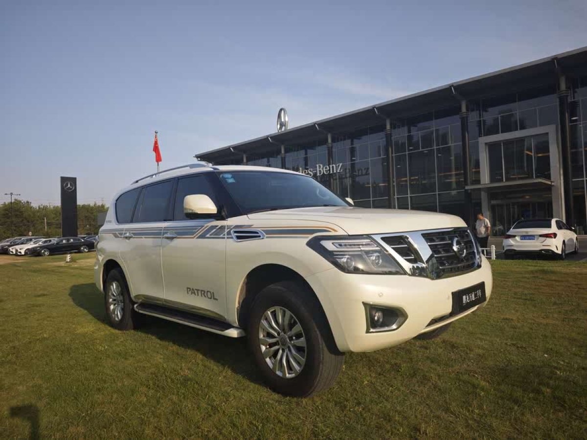 日產(chǎn) 途樂  2018款 4.0L 領(lǐng)英型圖片